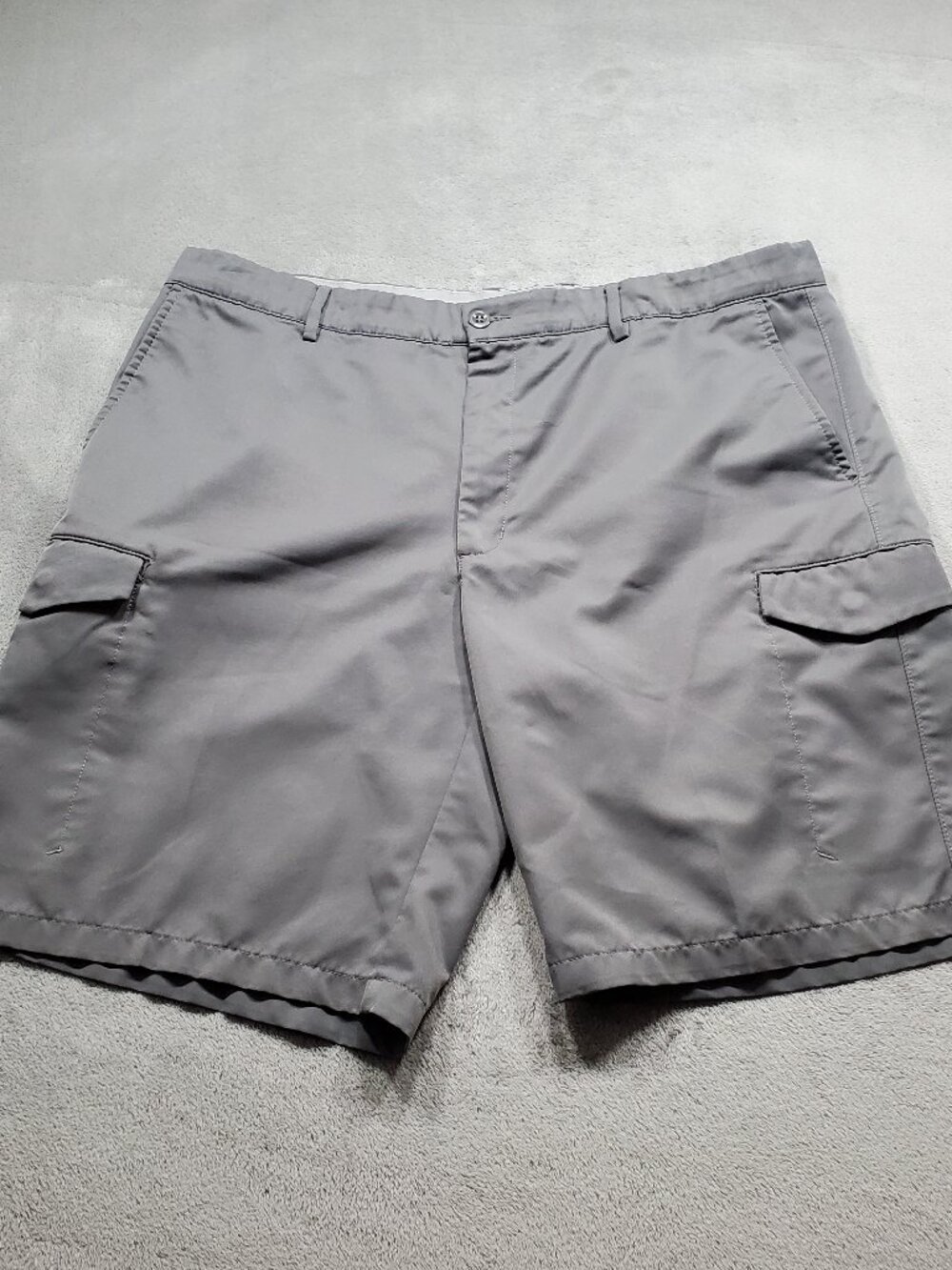 Greg Norman Attack Life Cargo Golf Shorts 6 Pockets Gray Men Sz 40